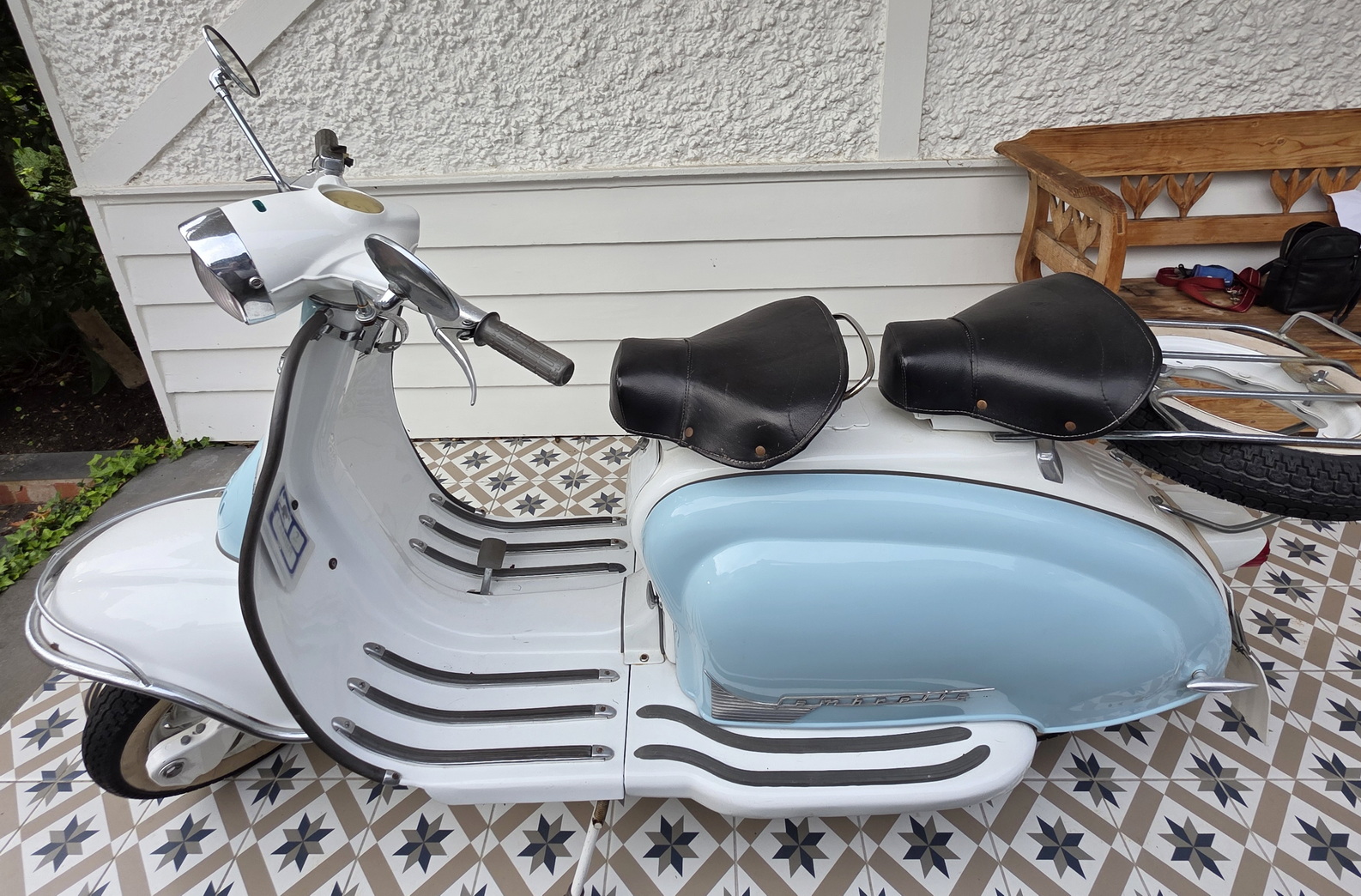 A Lambretta 150 LI 2nd Series